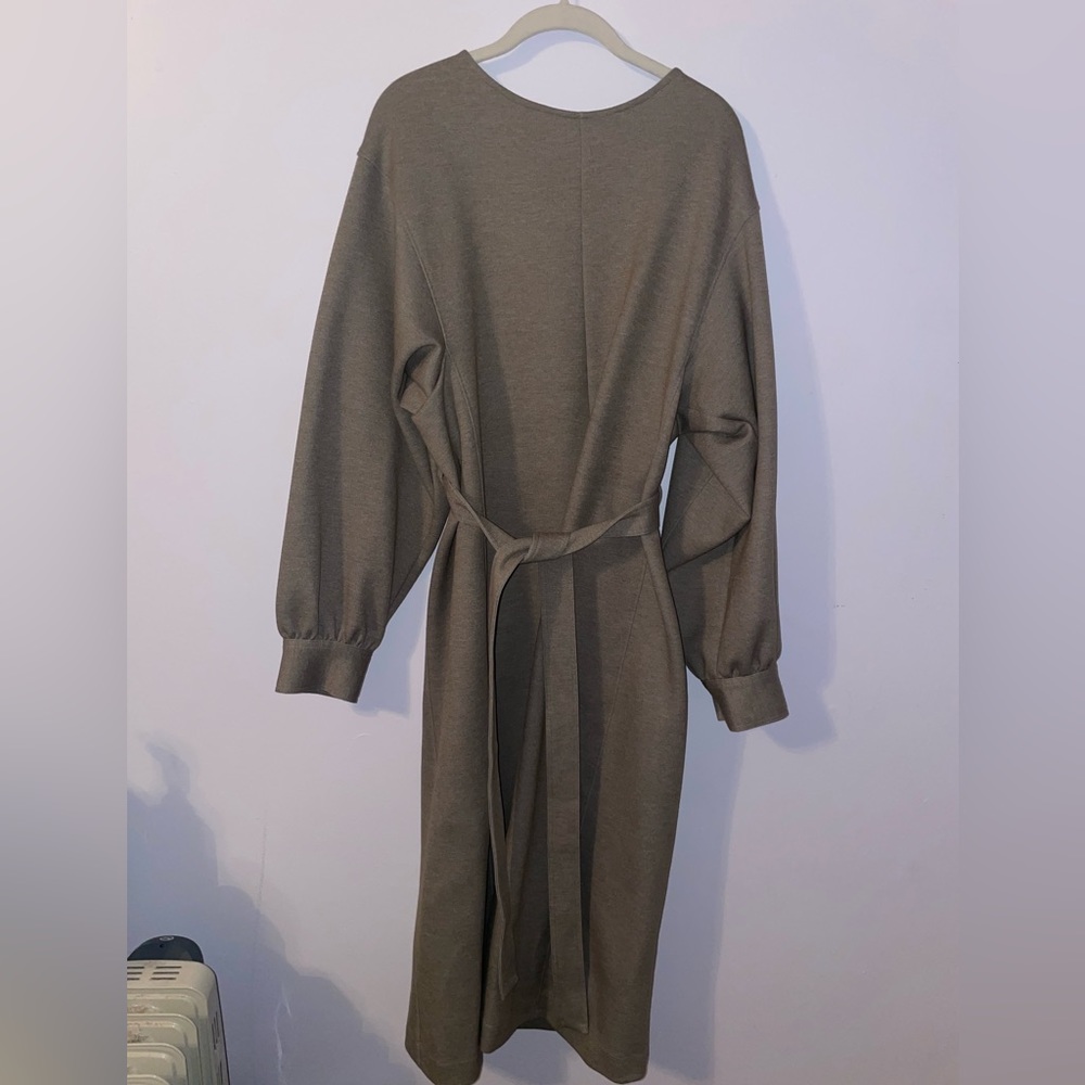 Uniqlo Mock Neck Long Sleeve Dress